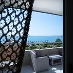 Deluxe Beachfront Διαμέρισμα