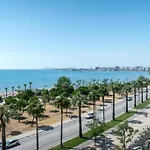 Deluxe Beachfront * Vlorë