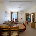 Daire Deluxe Beachfront *
