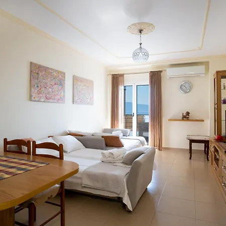 Deluxe Beachfront Appartement