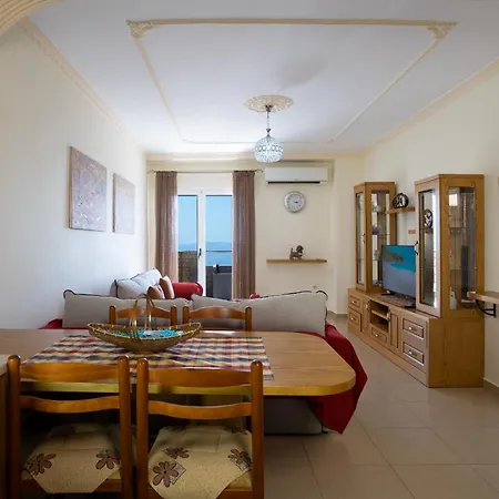 Apartment Deluxe Beachfront *