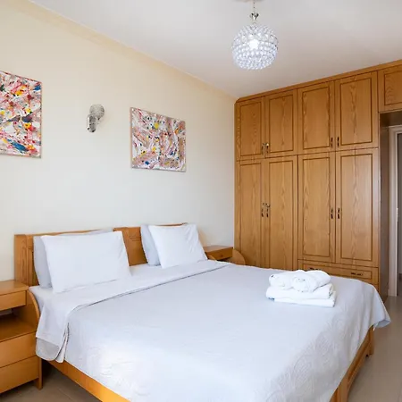 Deluxe Beachfront * Vlorë
