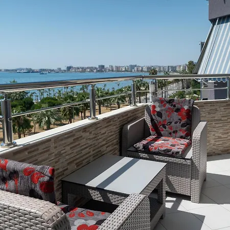 Deluxe Beachfront