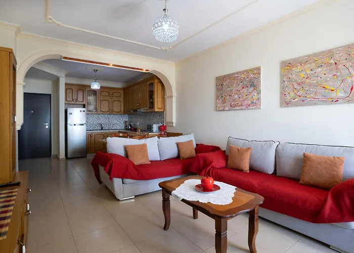 Deluxe Beachfront Apartment